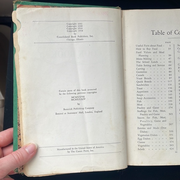 1941 International Edition of the American Woman’s Cook Book vintage hardcover - Picture 8 of 17